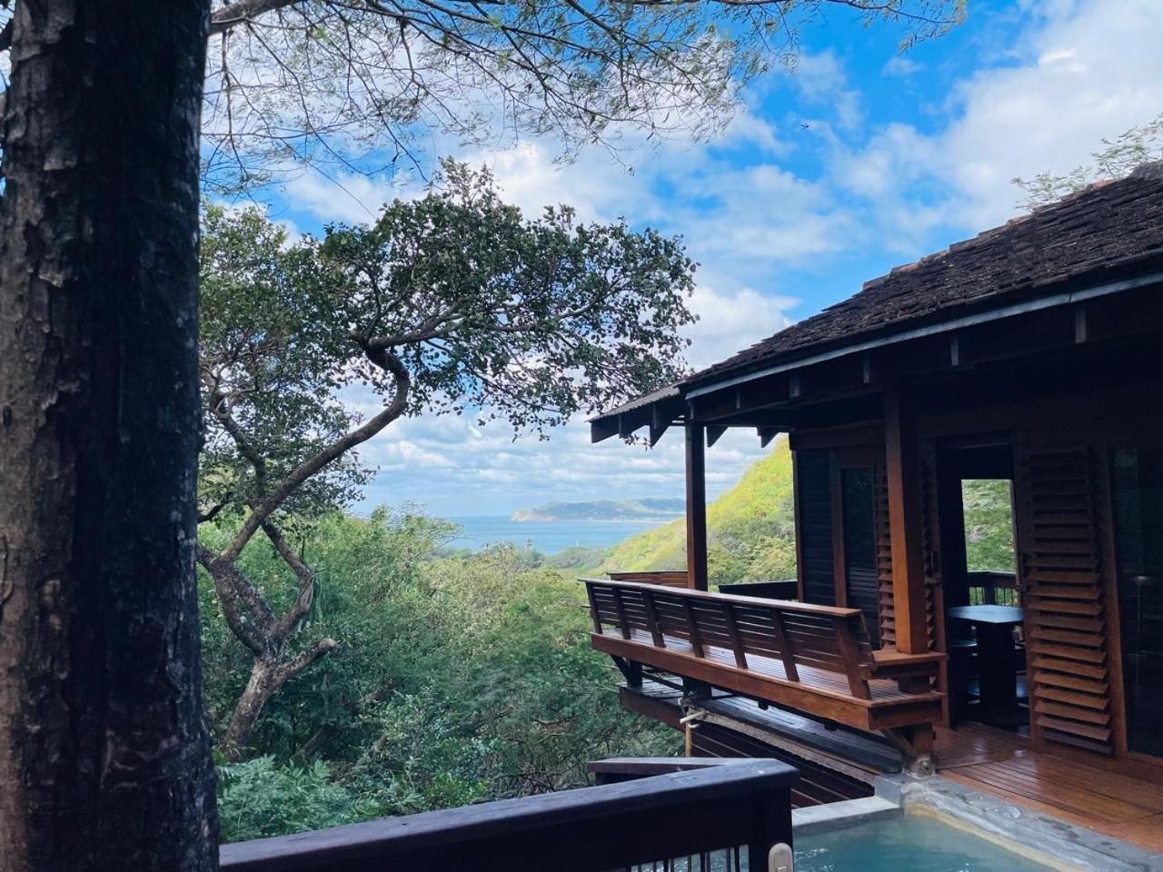 Aqua Oceanfront Hotel Resort El Gigante エクステリア 写真